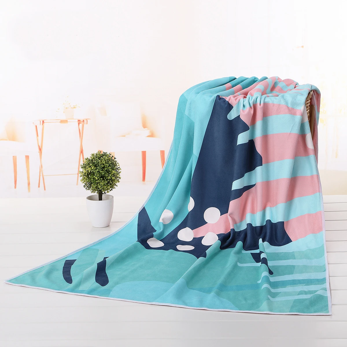 Quick Dry Microfiber High Quality Sand Proof Swimming Pool Vacation Gift OEM/ODM Customized Digital Printing Beach Towel