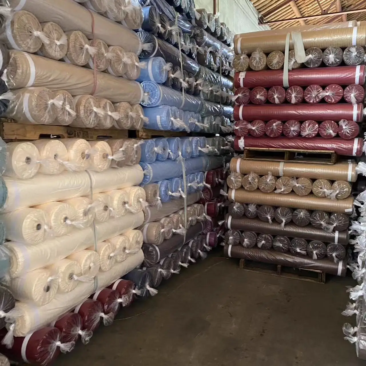 Xinlihao Solid color 100% polyester fabric material dyed microfiber home hotel bedsheet fabric