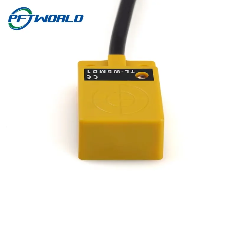 OEM ISO9001TL-W5MD1 high-precision DC 10-30V 2-wire square inductive proximity switch sensor for testing