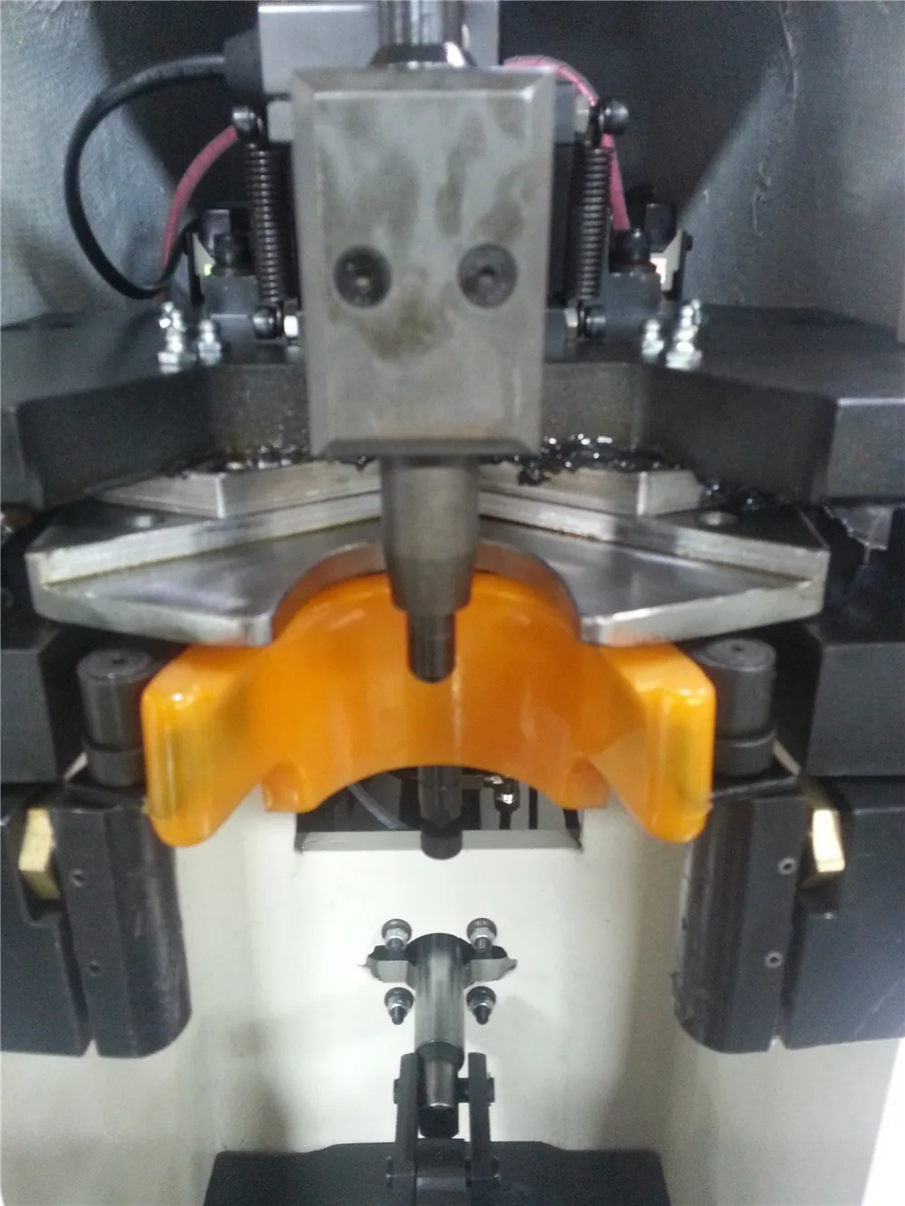 Footwear shoe lasting making machines heel - lasting machine for lasting insoles and soft soles