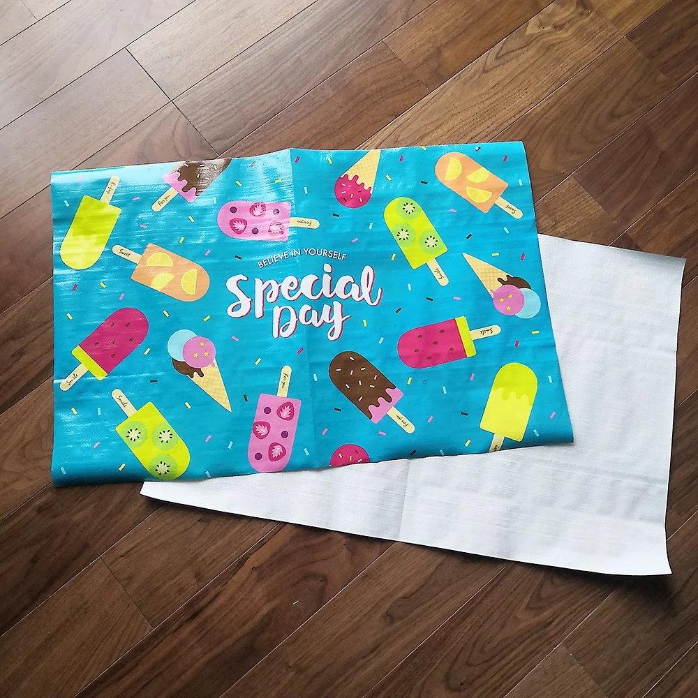 
60cmx90cm , 90x140cm, 90x180cm Plastic Outdoor Summer Colorful Leisure Sheet 