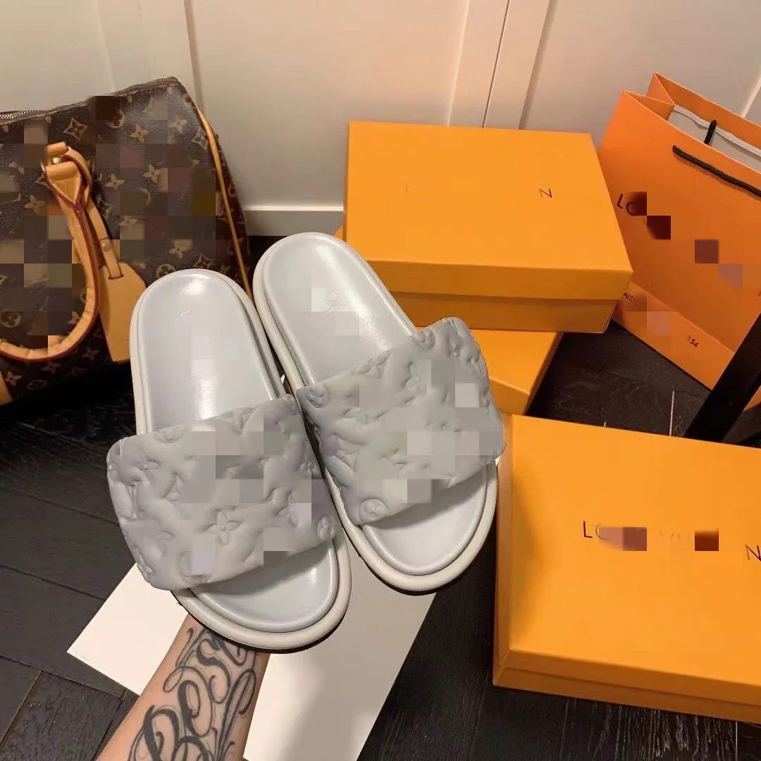 Designer sandals women famous brands men designer shoes and slippers slides men flops unisex sandals women