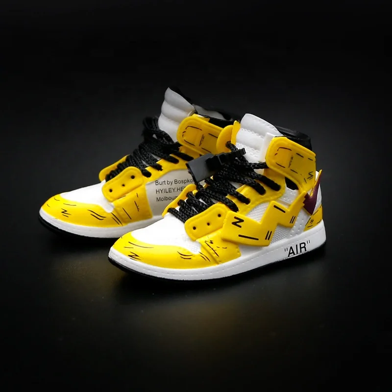 Hot Sale Pvc Llaveros 3D Mini Sports Sneaker Aj Keychain Jordan Trainer Keyrings Resin Shoe Key Chain Accessories