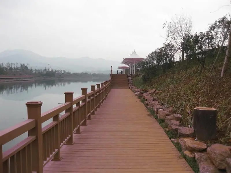 Municipal swimming pool bamboo and wood composite material interlocking floor wpc wood plastic outdoor decking