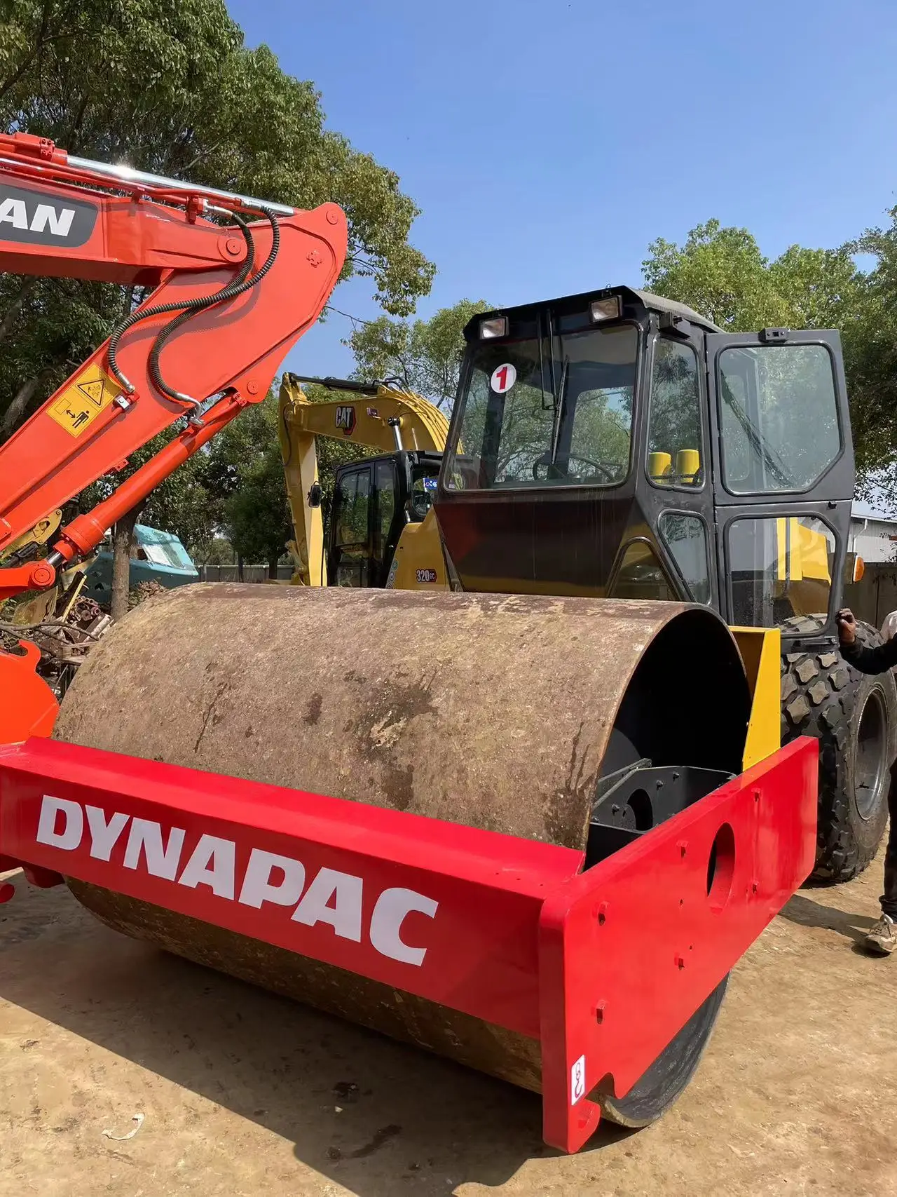 Low price Used Dynapac Compactor CA25D Road Roller CA25D/CA30D for sale and good in condition