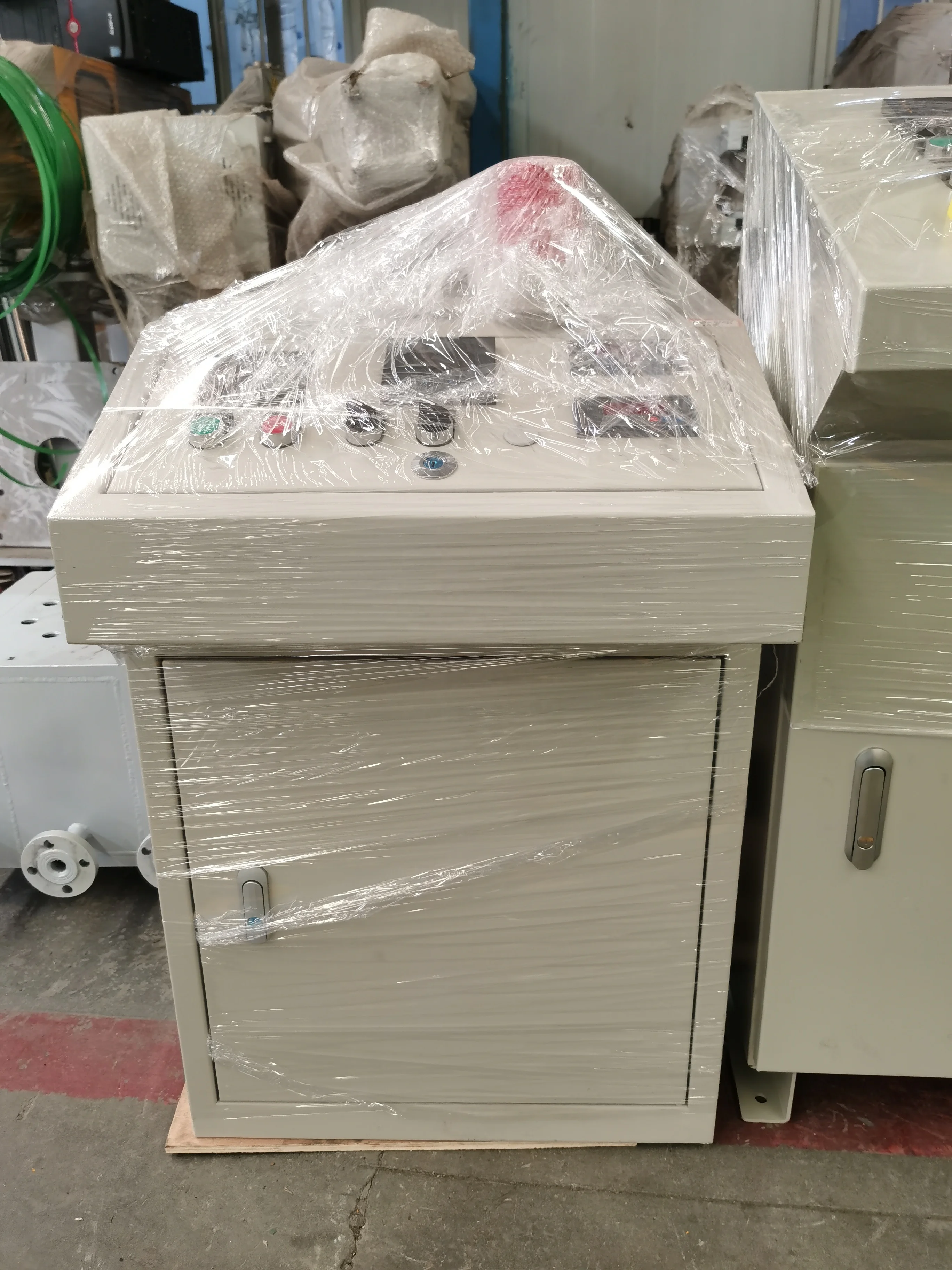 hydraulic continuous screen changer for PP/PE/PC/PA/PET/ABS/PVC/PBAT/PLA 65 Twin screw extruder compounding line