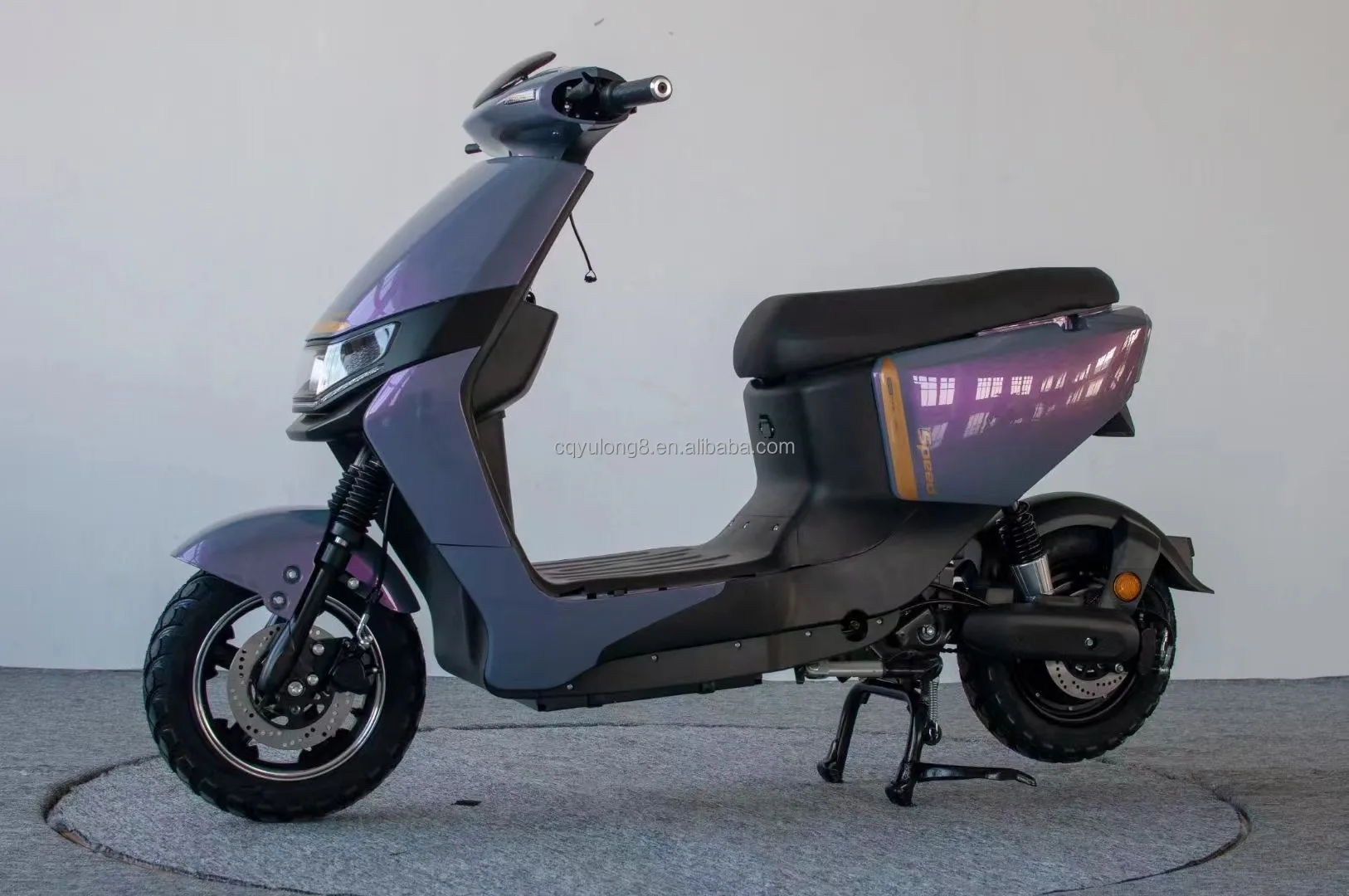 Hot Selling Electric Motorcycles 1500w 2000W 48V 72V Lithium Battery Low Price Electric Motorbike Electric Moped bike