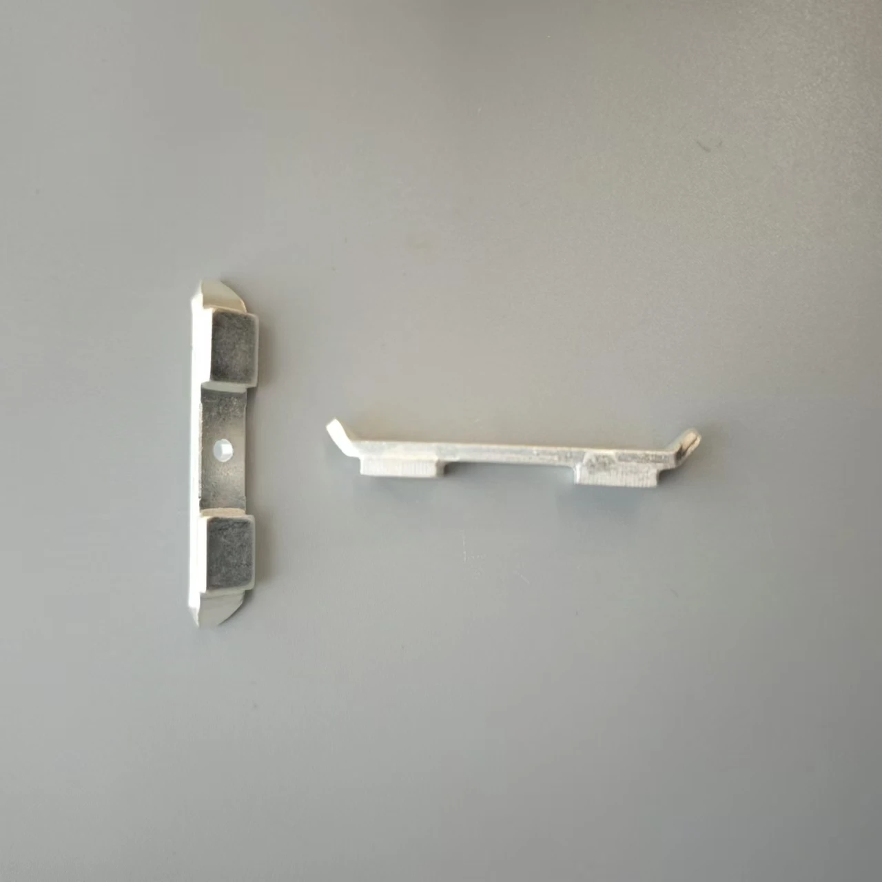 EMD 8262194 EMD Contacts for Diesel/Electric Vehicles AgCdo Electrical contact assembly for locomotive