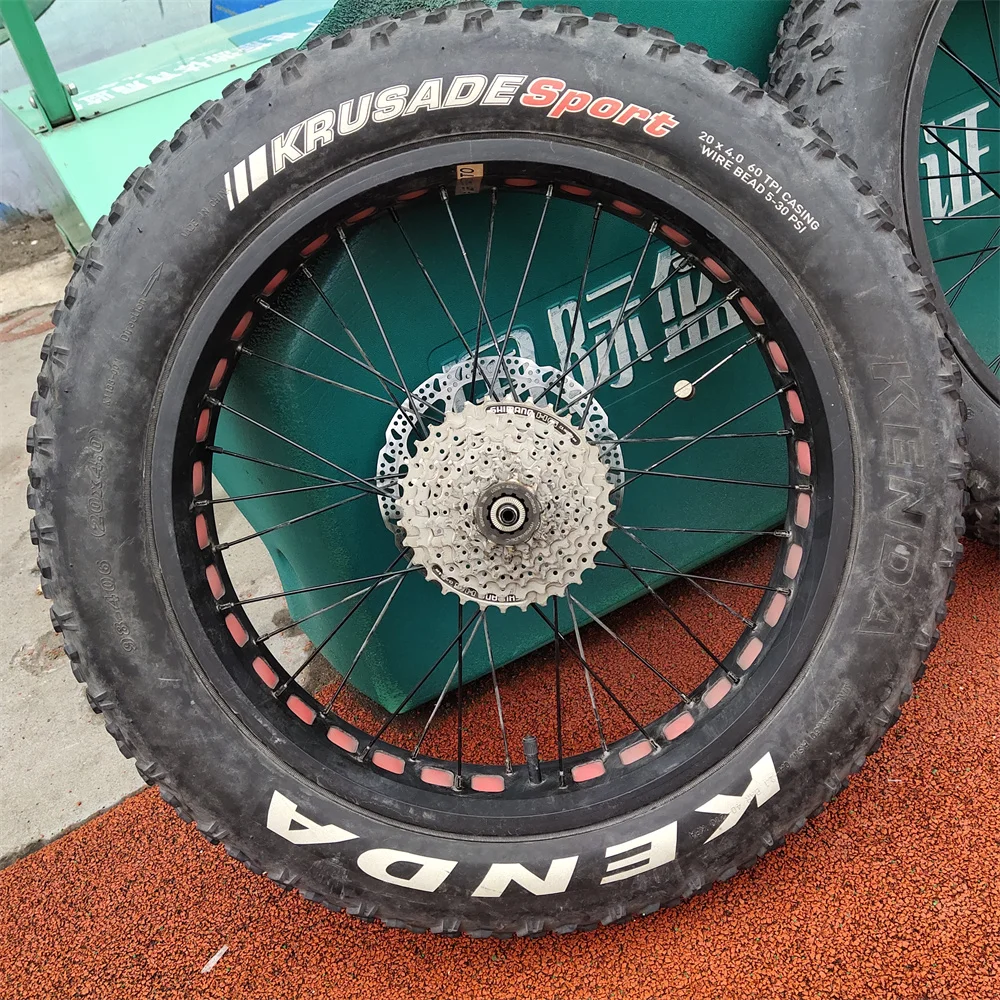 Fat bike wheel set Included ( Disc brake,  Tire, Shimano 8speed Free wheel)