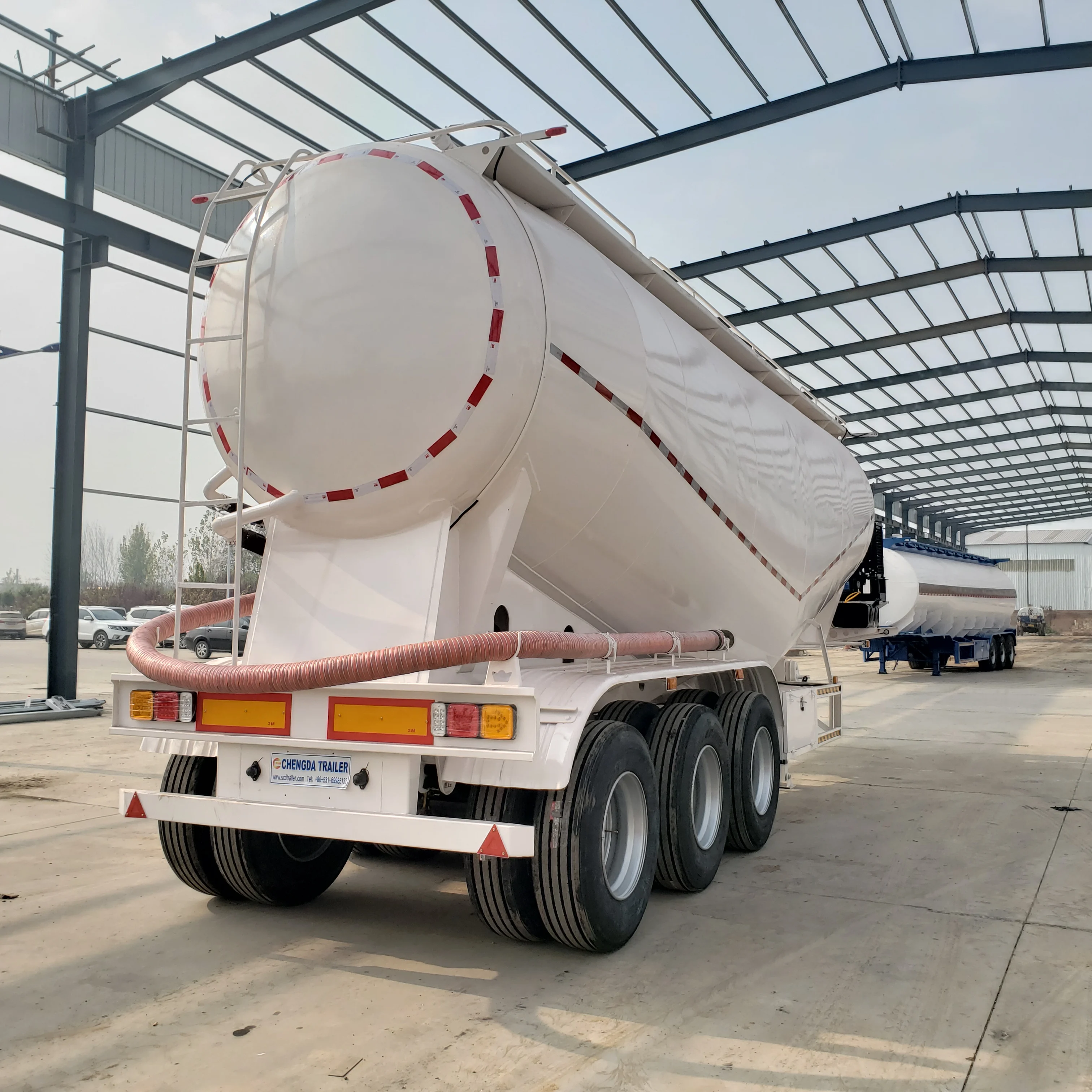Chinese 20 CBM 4Axles Bulk Cement Semi Trailer 50Ton 30T Bulker Cement Truck Trailer