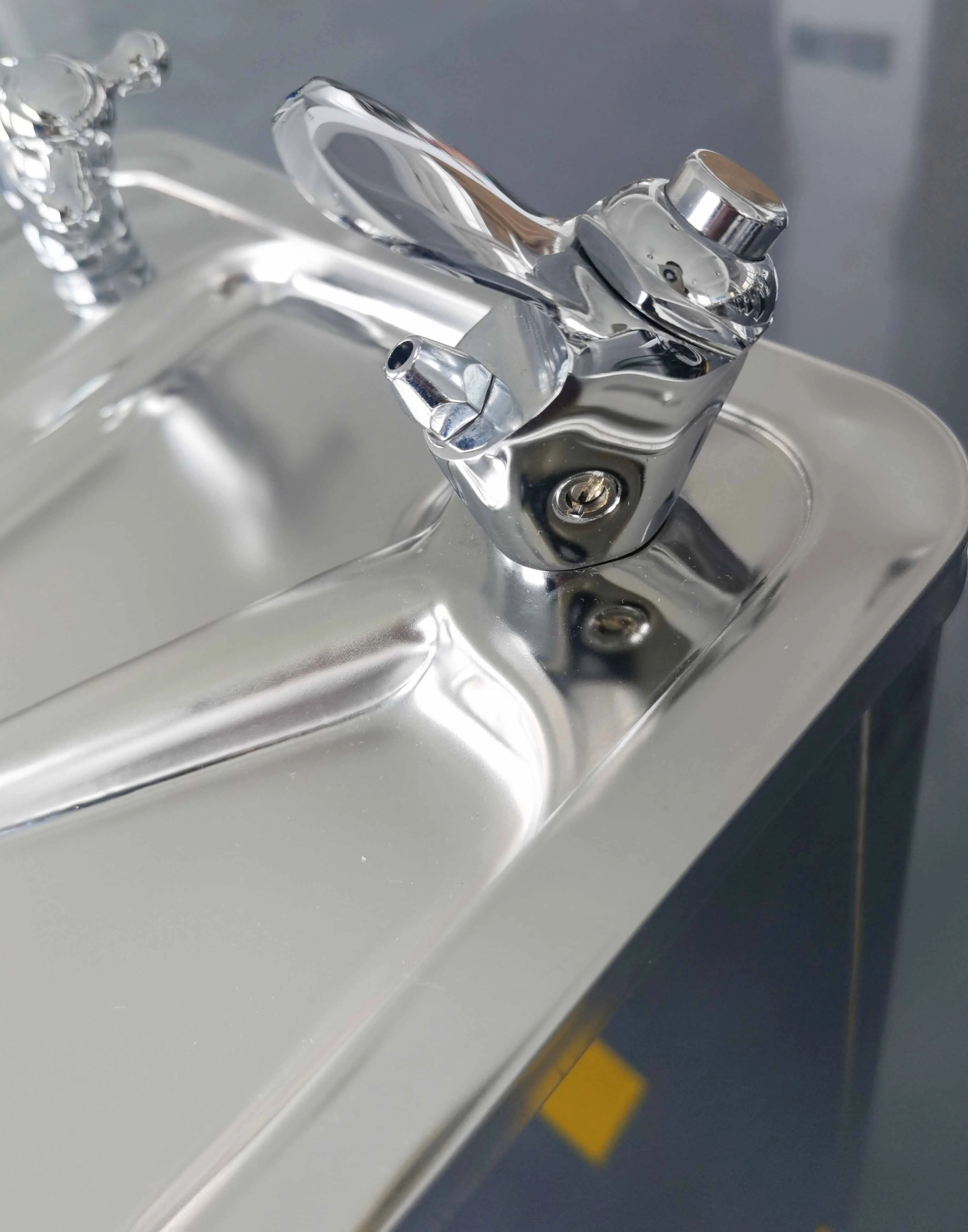 Chilled water cooler  fountain with pedal