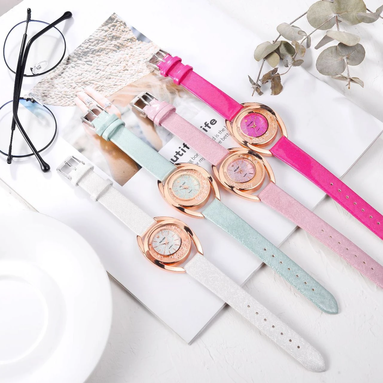 
Luxury Brand Women Starry Sky Dial Casual Watch Fashion Simple Style Leather Quartz Ladies Wristwatch For Gift 