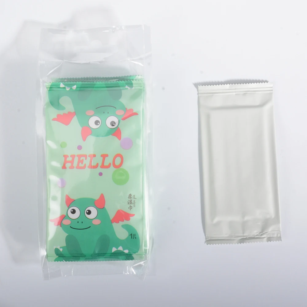 Free Sample 10PCS Packaging Design Wet Wipes Easy Carry Single Wet Wipes Manufacturer Non-woven Wet Wipe for Hand