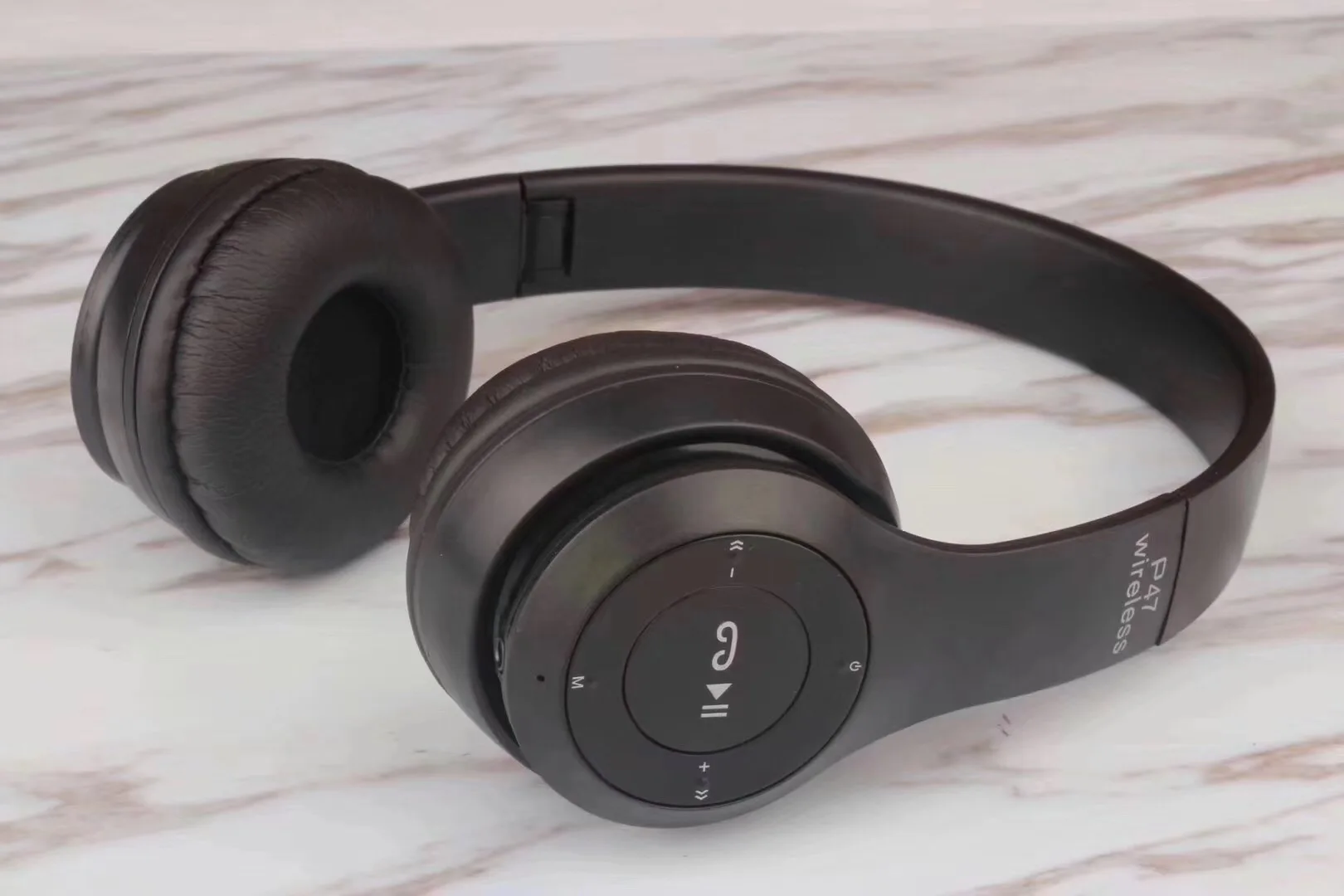 P47 Sans Fil Stereo Wireless Headphone Foldable Cheap Price High Quality