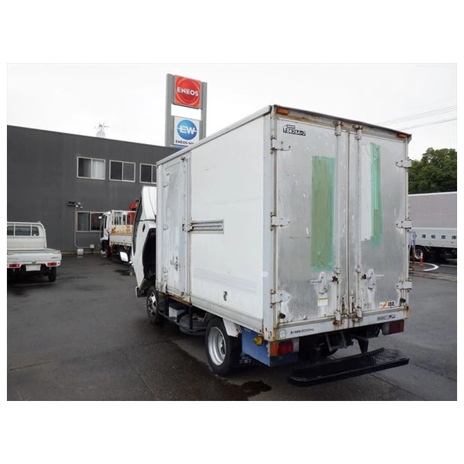 Used cars isuzu elf truck with superior stability engine and chassis