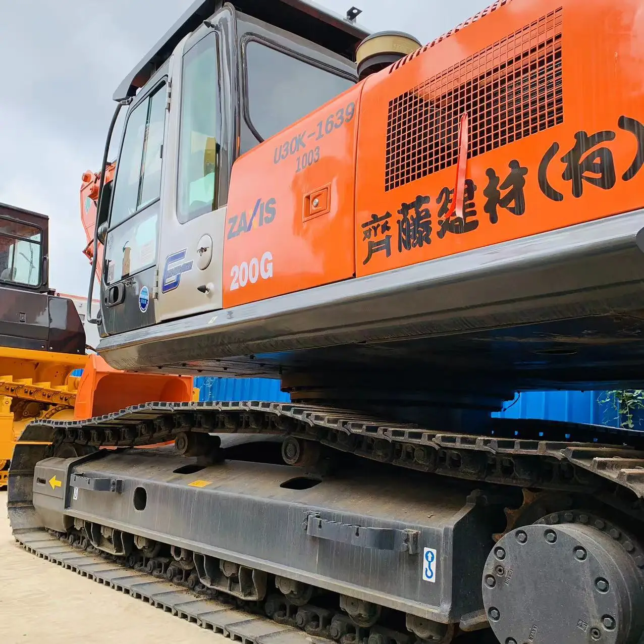 Экскаватор Hitachi Новое поступление оригинальный японский экскаватор ZX200 б/у 20 тонн для продажи