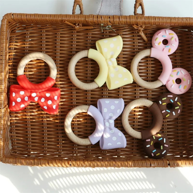 NEW ARRIVAL latest designs cute silicone teething toys food grade baby soothing cartoon silicone teethers