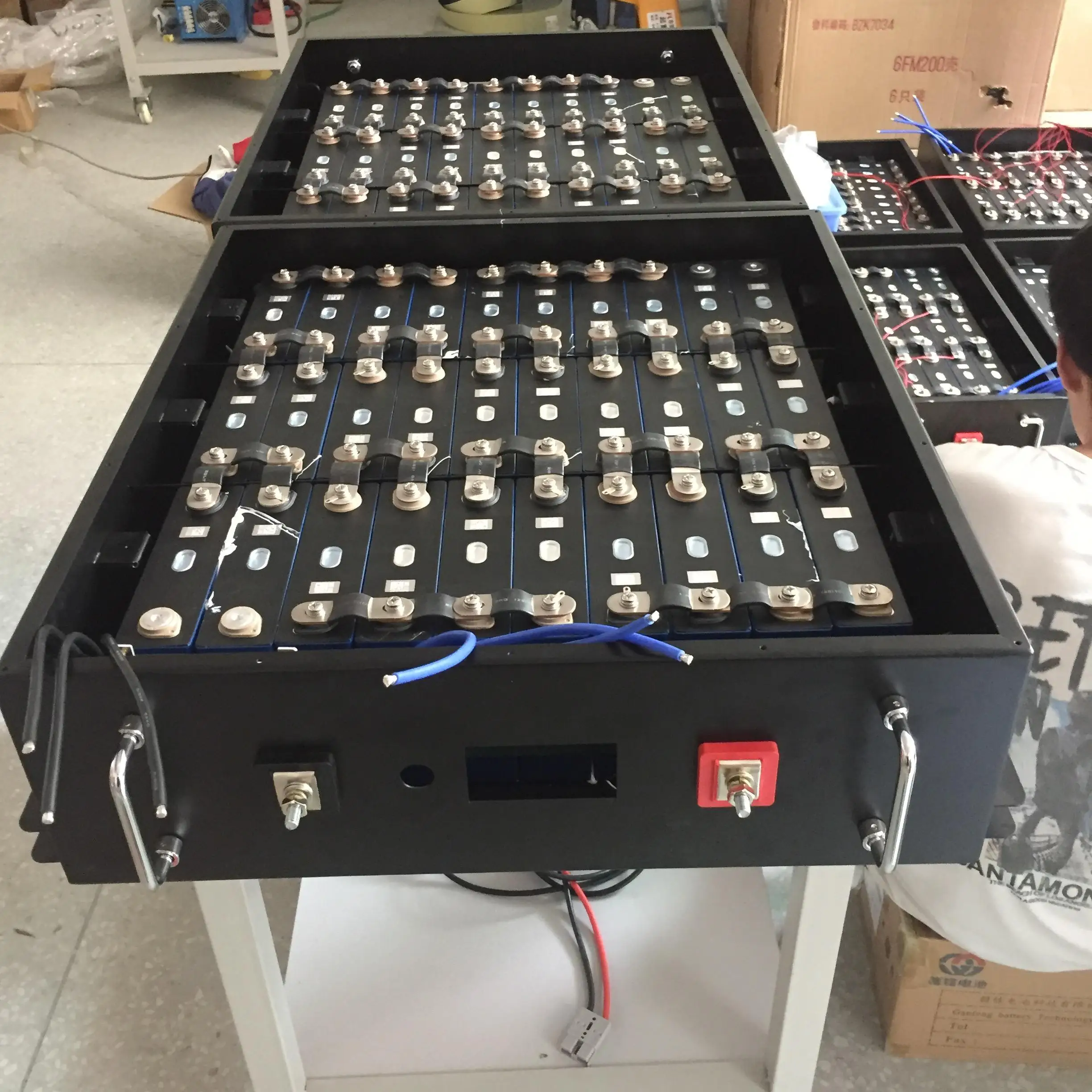 solar lithium battery 48v 50ah 100ah 200ah 300ah 400ah lifepo4 pack and support for communication protocols
