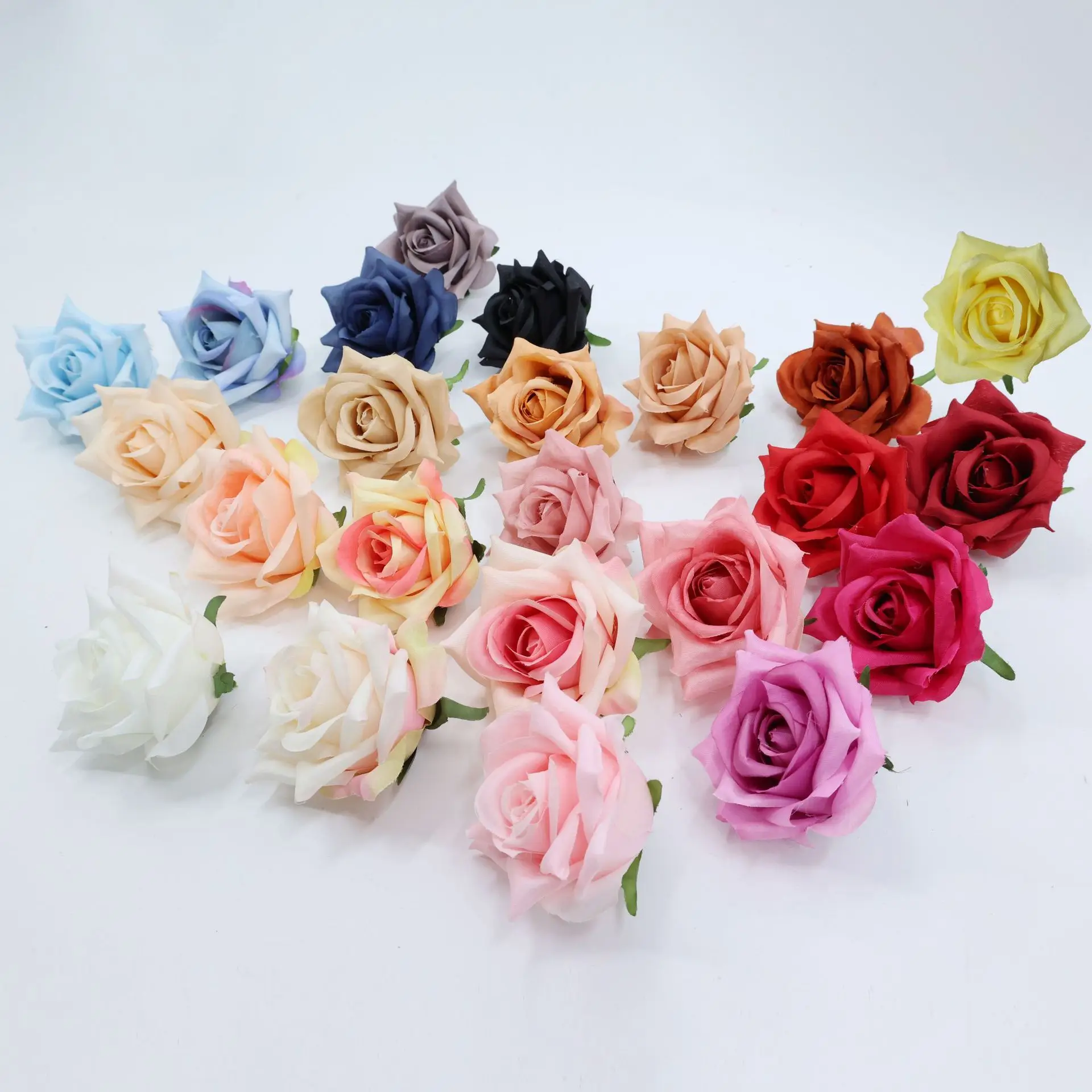 Wholesale Triangular Rose Flower Heads Silk Flowers for Decoration Wedding Artificial Flowers Artificial Decor