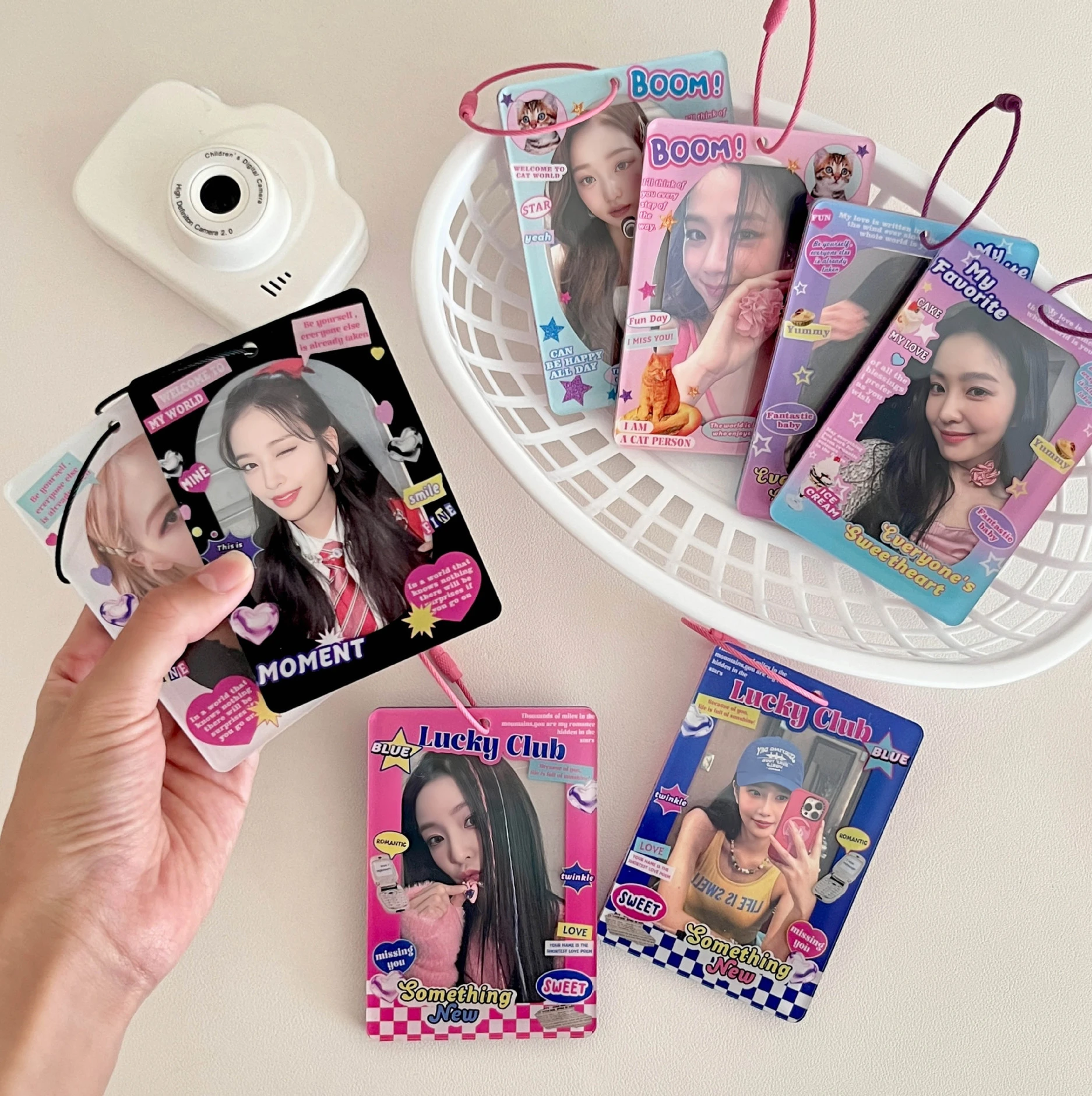 Newest put Photo card holder with Keychain Plastic photo frame double side carder holder with Key Chain