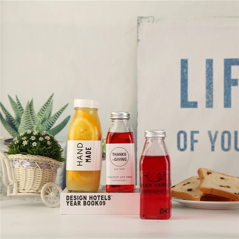 
Disposable PET Plastic Juice Beverage Bottle Square Portable To Go With Transparent Tape Cover To Seal Empty Beverage Bottles 