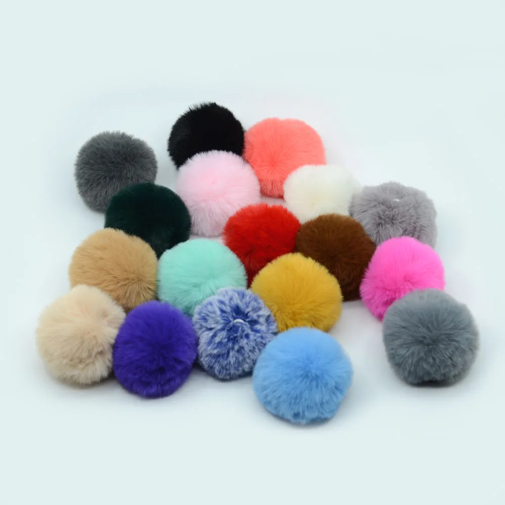 2024 New Cheap Wholesale 8cm Faux Rabbit Fur Furry Ball Pom Pom Plush pompons for DIY Hats Christmas Indoor Fighting Balls