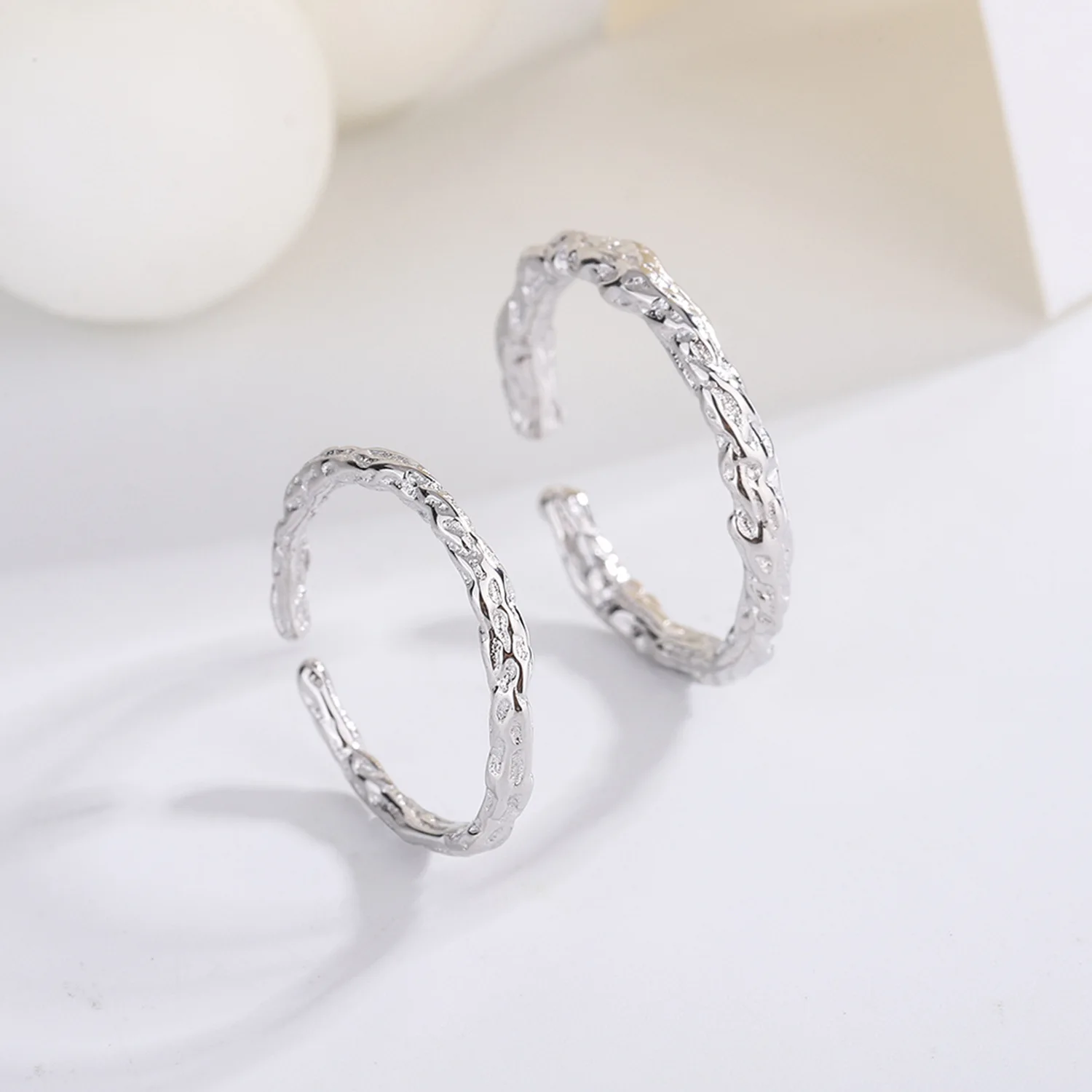 Fashion jewelry rings Simple and versatile niche design accessories 925 Silver jewelry
