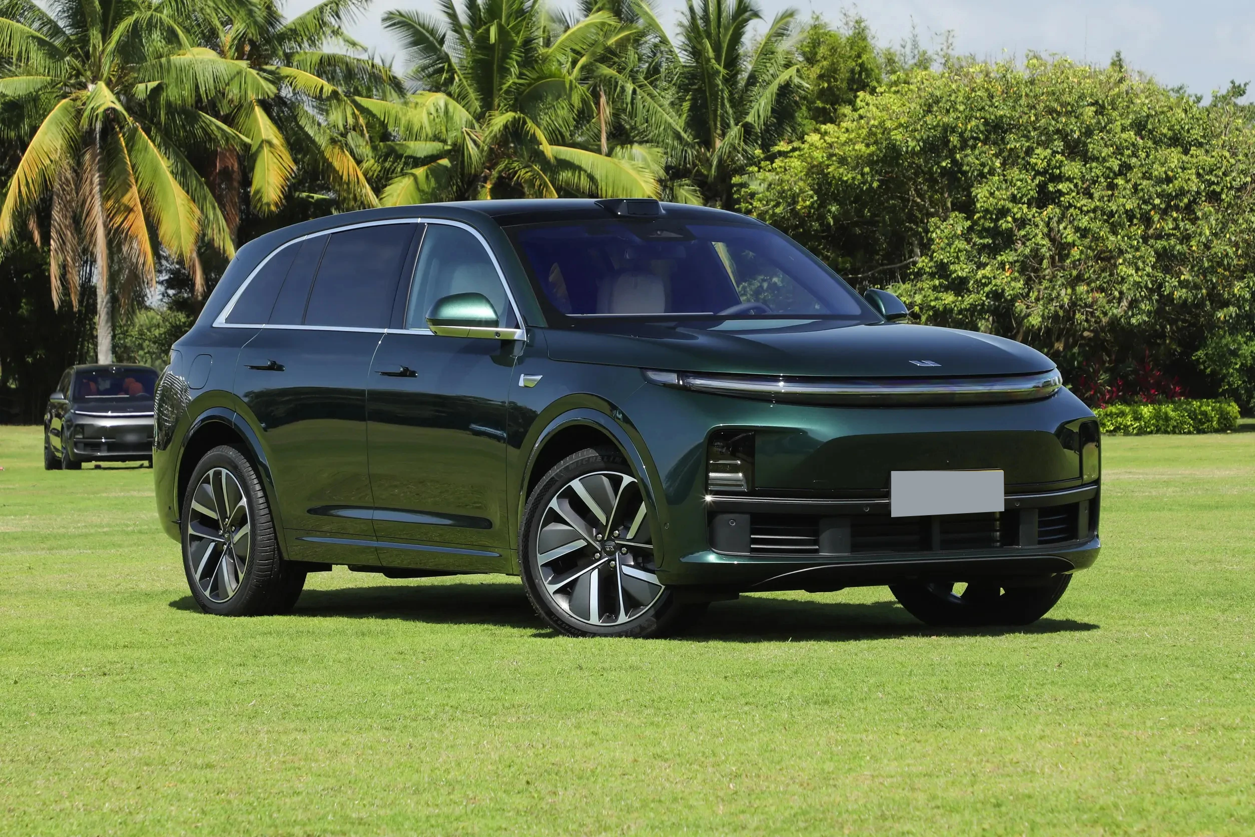 2024 Li L7 Ultra Vehicle with Auto Gearbox Lithium Battery 4WD Luxury Large SUV for Adults Families Stock Hybrid New Energy SUV