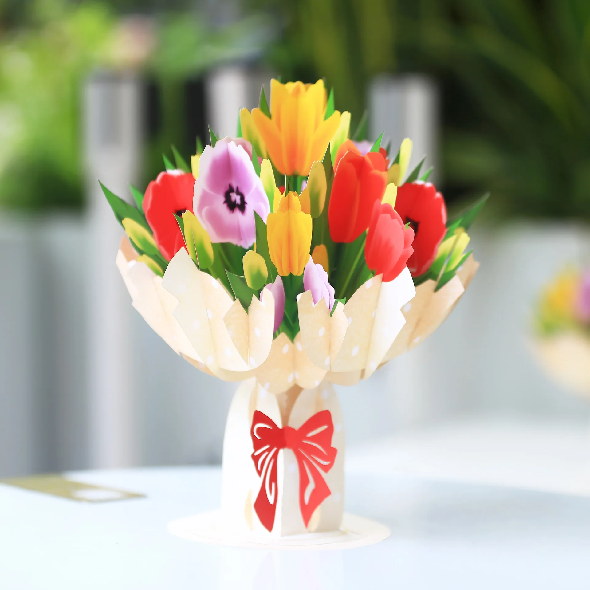 Good quality tulip flower bouquet greeting cards pop up 3d flower bouquet greeting card for holiday wishes