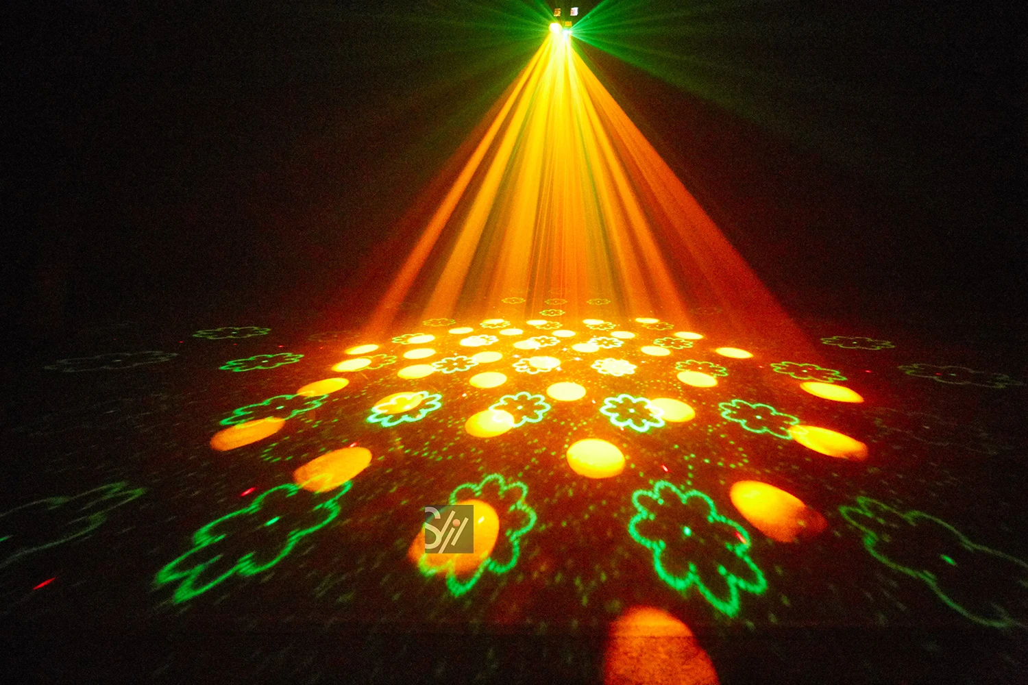 New Led Mini Pattern Strobe 3in1 Stage Effect Light With Remote Controls For Disco DJ Party KTV Red Green Laser Lights