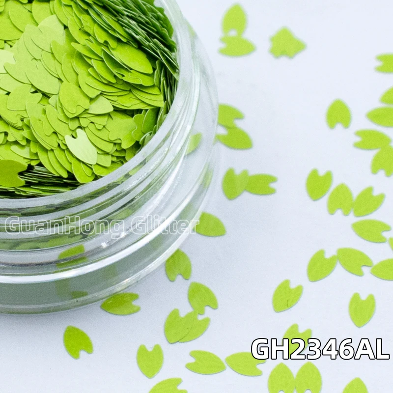 2023 GUANHONG  Newest Oil-based Solvent Resistance Matte Petal Shaped Glitter  For Nail Arts Decorations