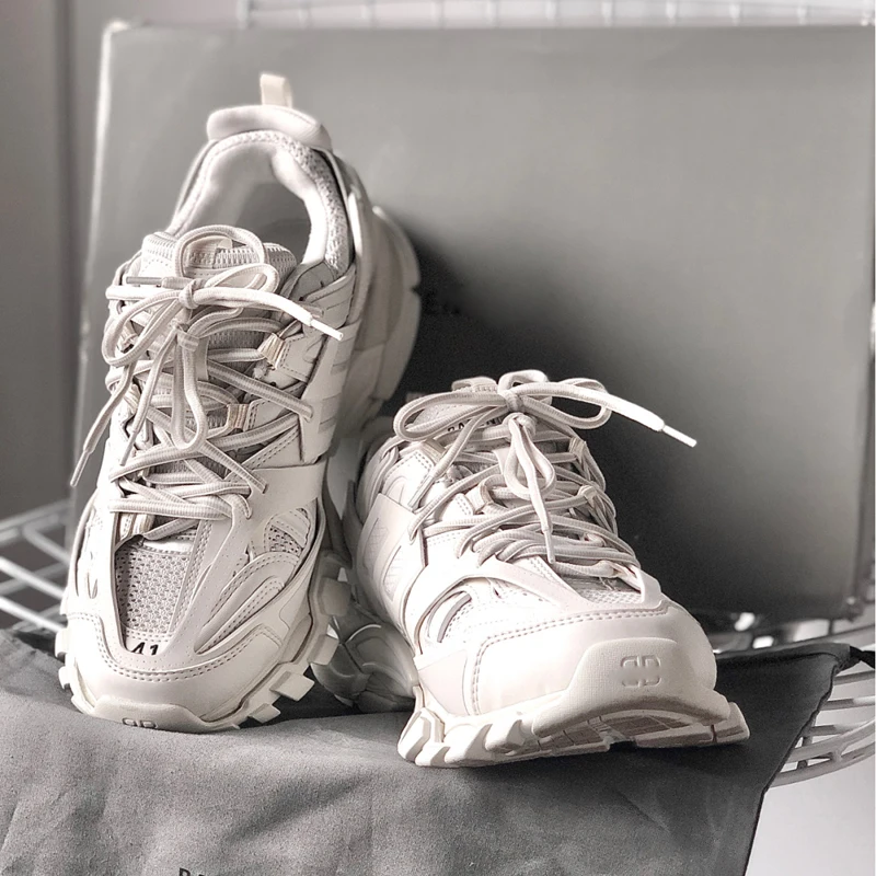 
Trendy High OG Quality Putian Luxury Sneakers Shoe Balanciaga Track 3.0 Sports Shoes For Men And Women 
