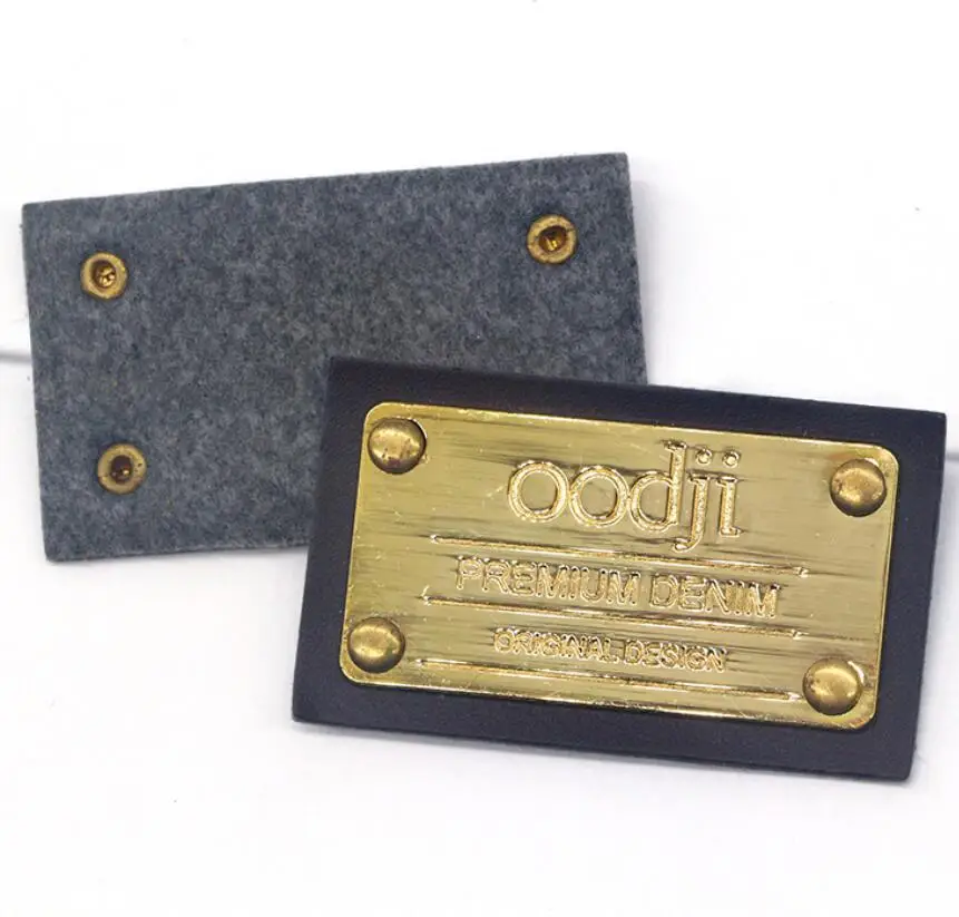 20 Years Custom Logo Hat Pu Leather Patch Soft Debossed Stamp Foldable Leather Label For Clothing Handbags Jeans Garment