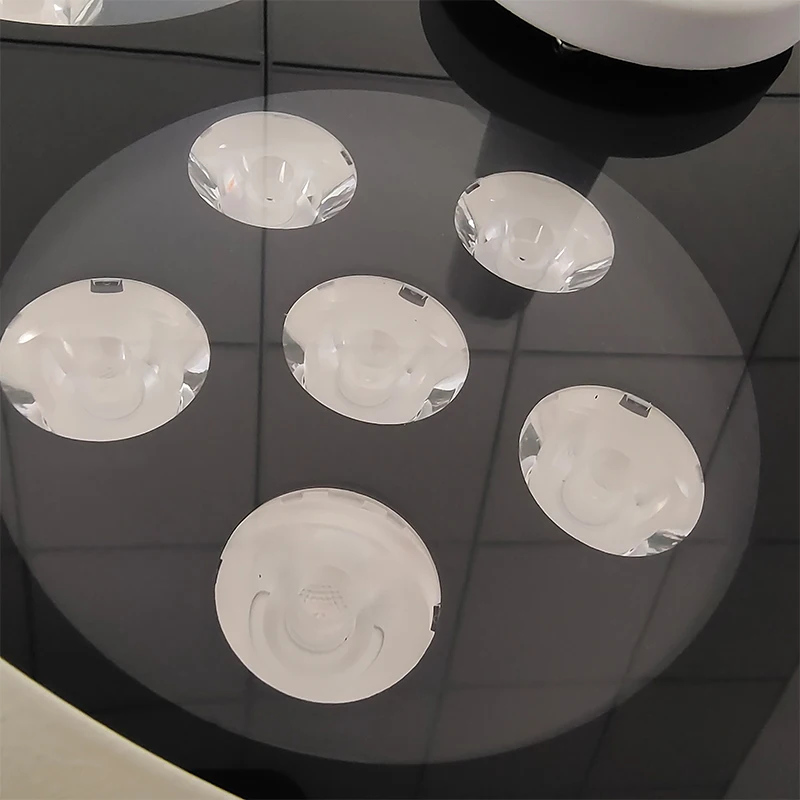 Shadowless LED Operating Room OT Light 5 Reflectors Surgery Theatre Ceiling Lamp Electric Metal Source for OT and Theater Use