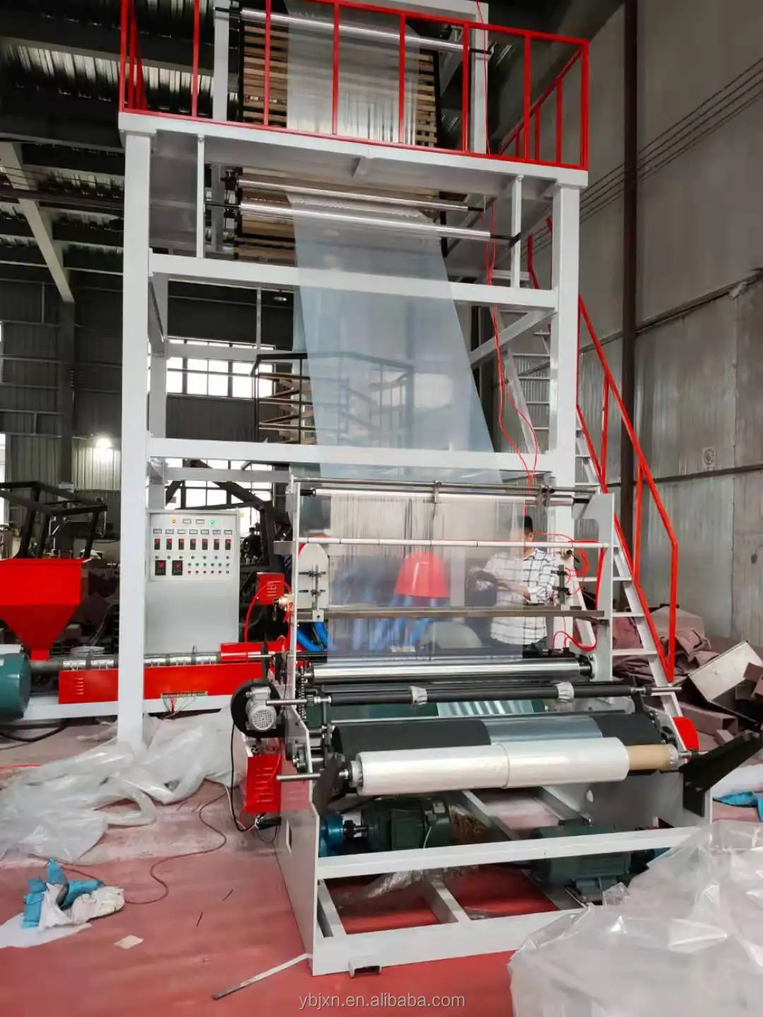 Вращающаяся машина для выдувания малого экструдера ПЭ термоусадочной пленки