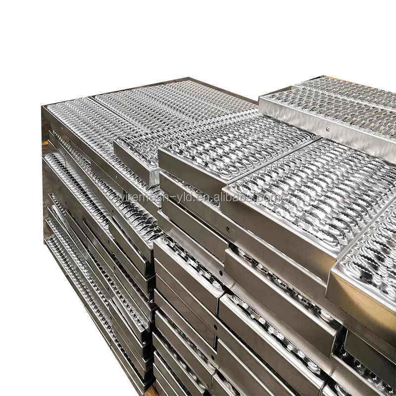 Punched Hole aluminum anti skid Serrated walkway Grip Strut perforated plank grating
