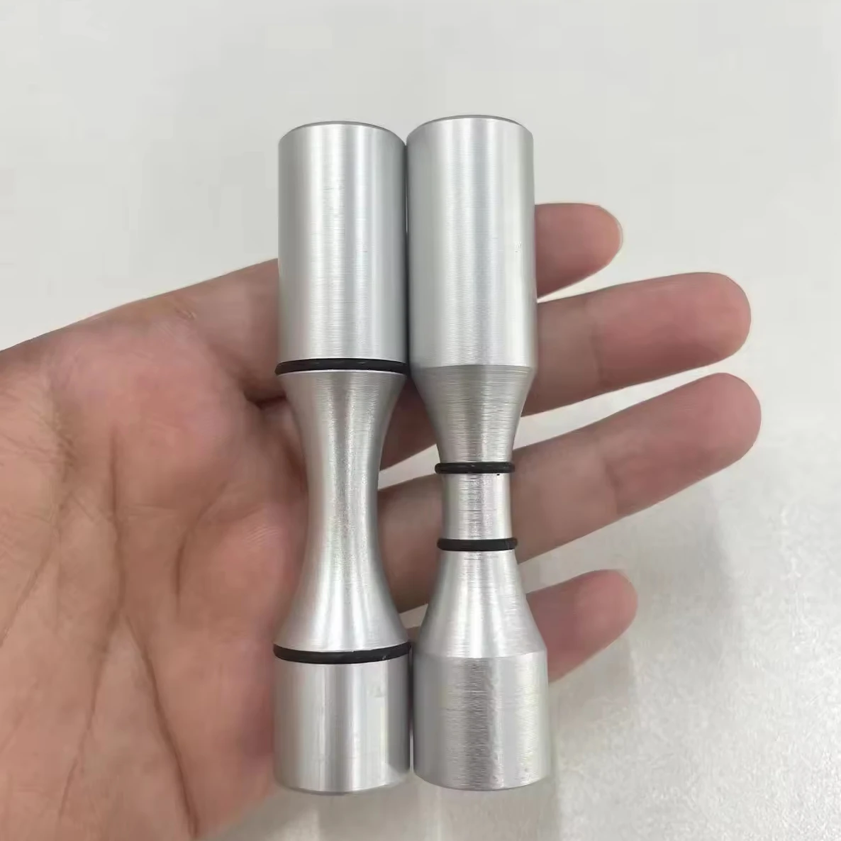 Aluminum Custom Vino Pins Wine Bottle Rack Wall Mounted Wine Peg Display