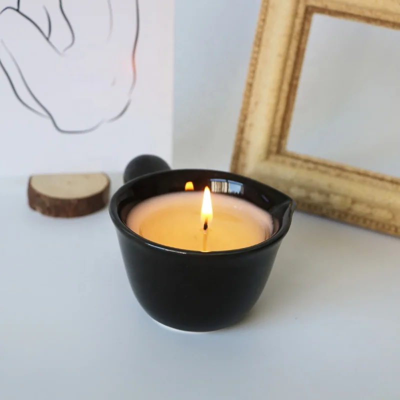 90g Ceramic Jar Customized Packages Scented Soy Massage Oil Candles