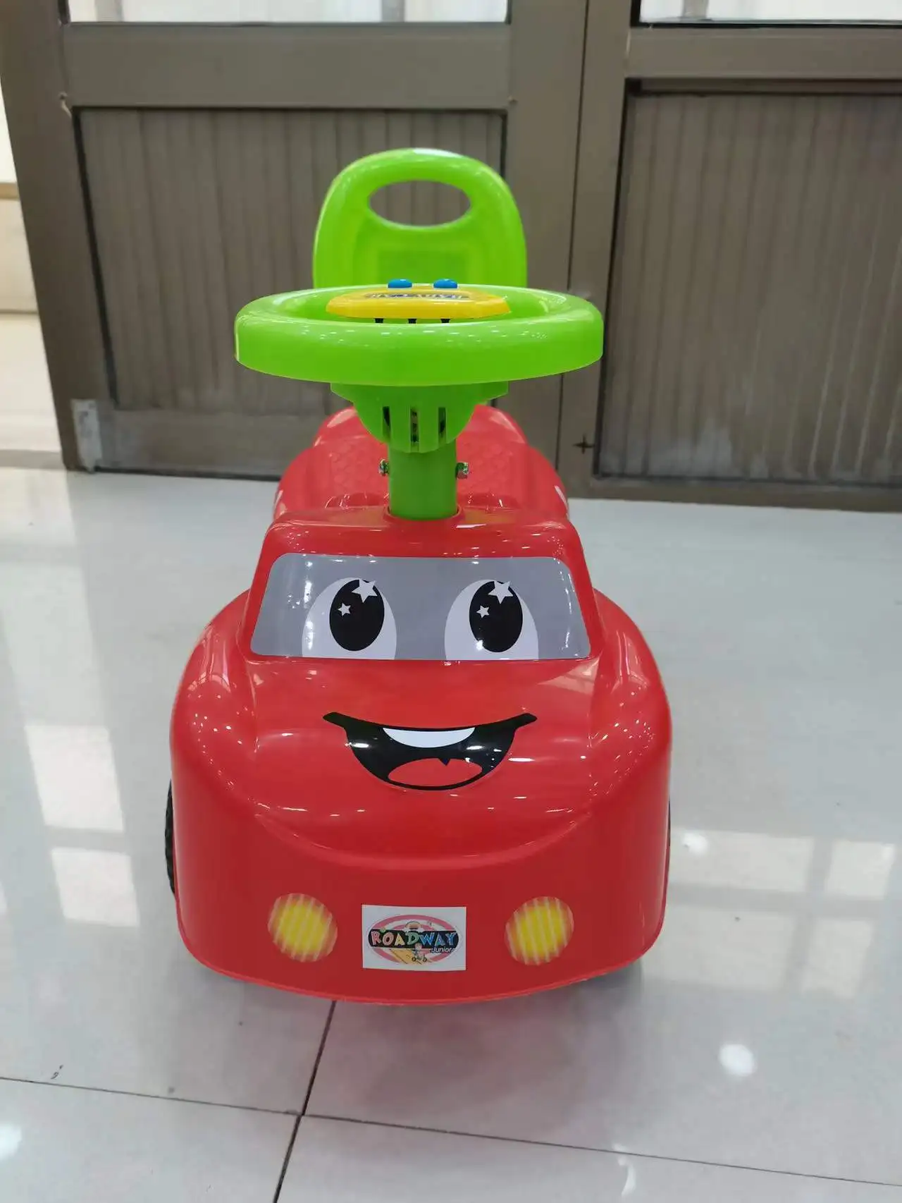 Made in China plastic no electric foot to floor kids 2020 ride on car for sale