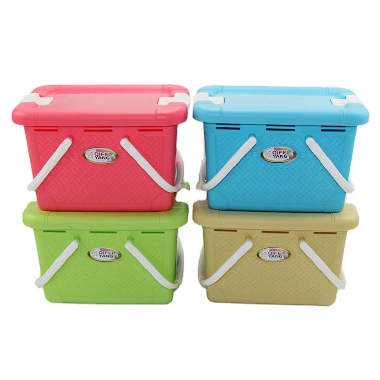 Хит продаж цветная корзина для хранения ручная портативная пластиковая из ротанга с крышкой пряжкой