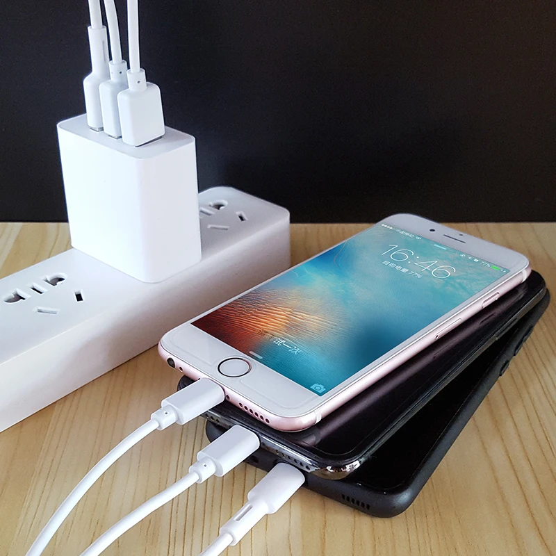 Multi ports 3 USB wall charger adapter triple ports 5V 2.4A usb wall adapter with foldable plug design