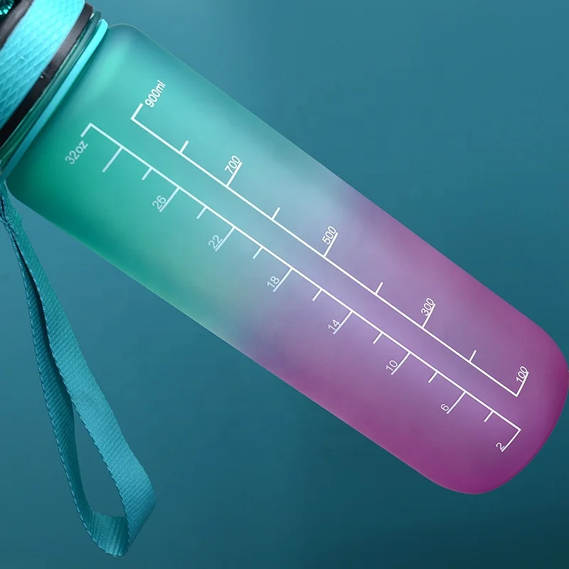 Amazon Gradient large capacity Space Sport Sippy Cup plastic with printed scale outdoor shake portable gym water bottle