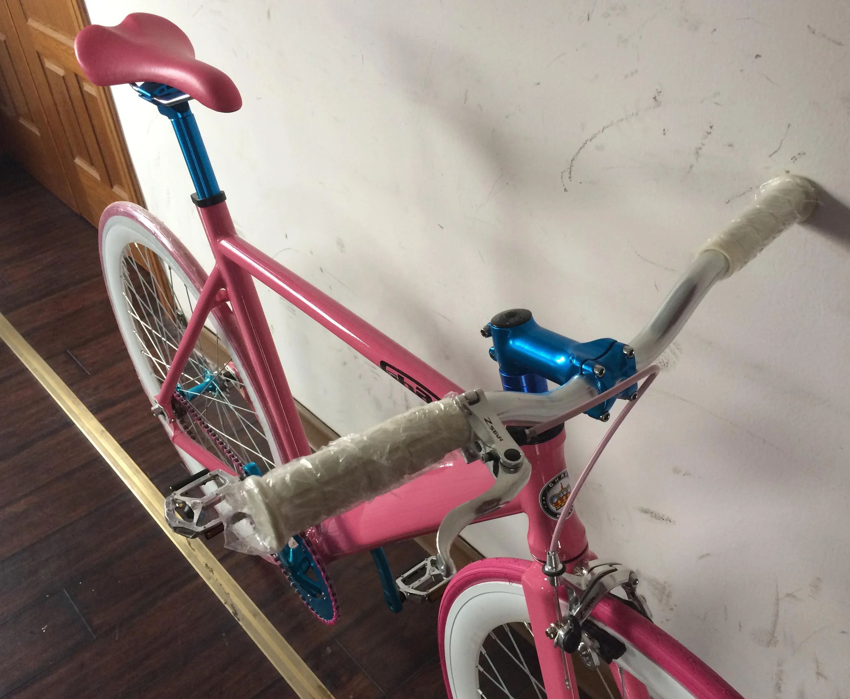 700C Single Speed Track Aluminum Frame Fork ODM Logo OEM Color light weight Fixed Gear Bicycle