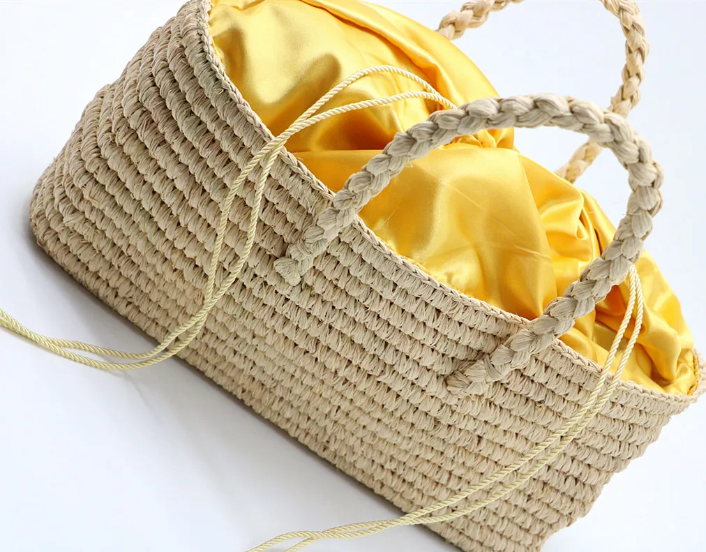 Handmade Crocheted Rough Raffia Braid Round Straw Raffia Tote Bag With Raffia Straps With Coton Lining Straw Bag