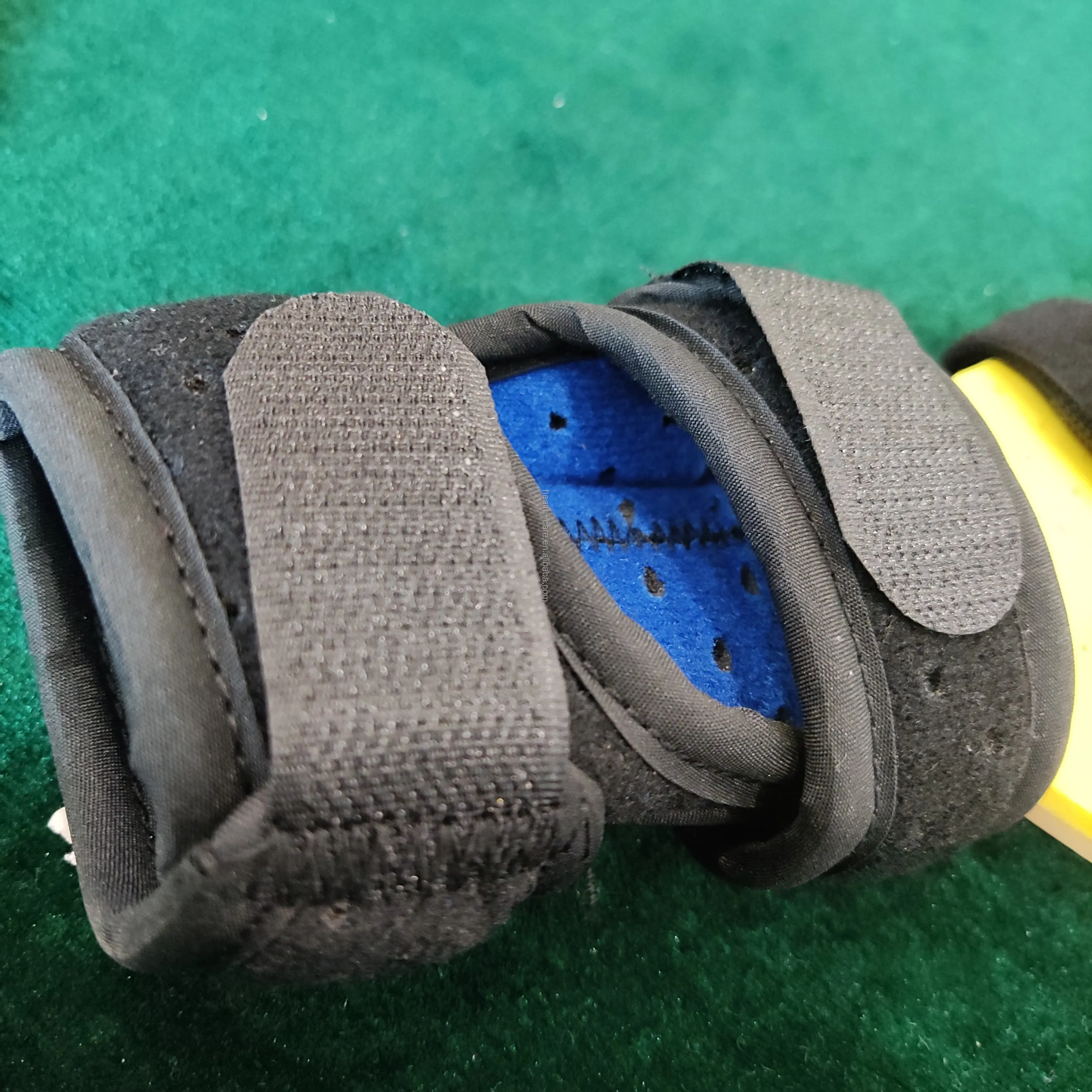 Stroke Rehabilitation Robot Medical Physiotherapy Equipment Hand Rehabilitation Trainer