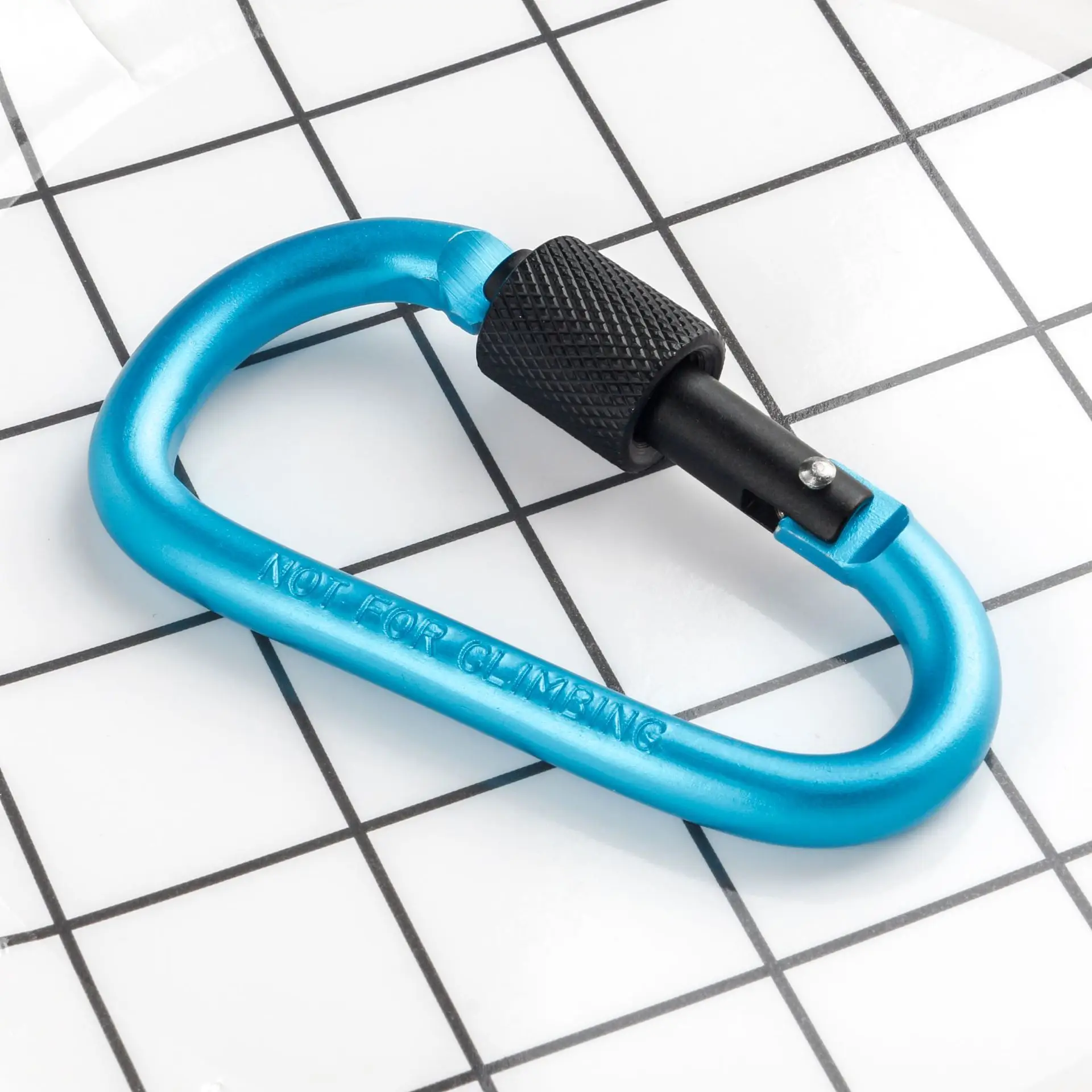 Outdoor Camping Hiking Accessories Aluminum Carabiner 8cm Colorful Promotional Keychains Carabiners