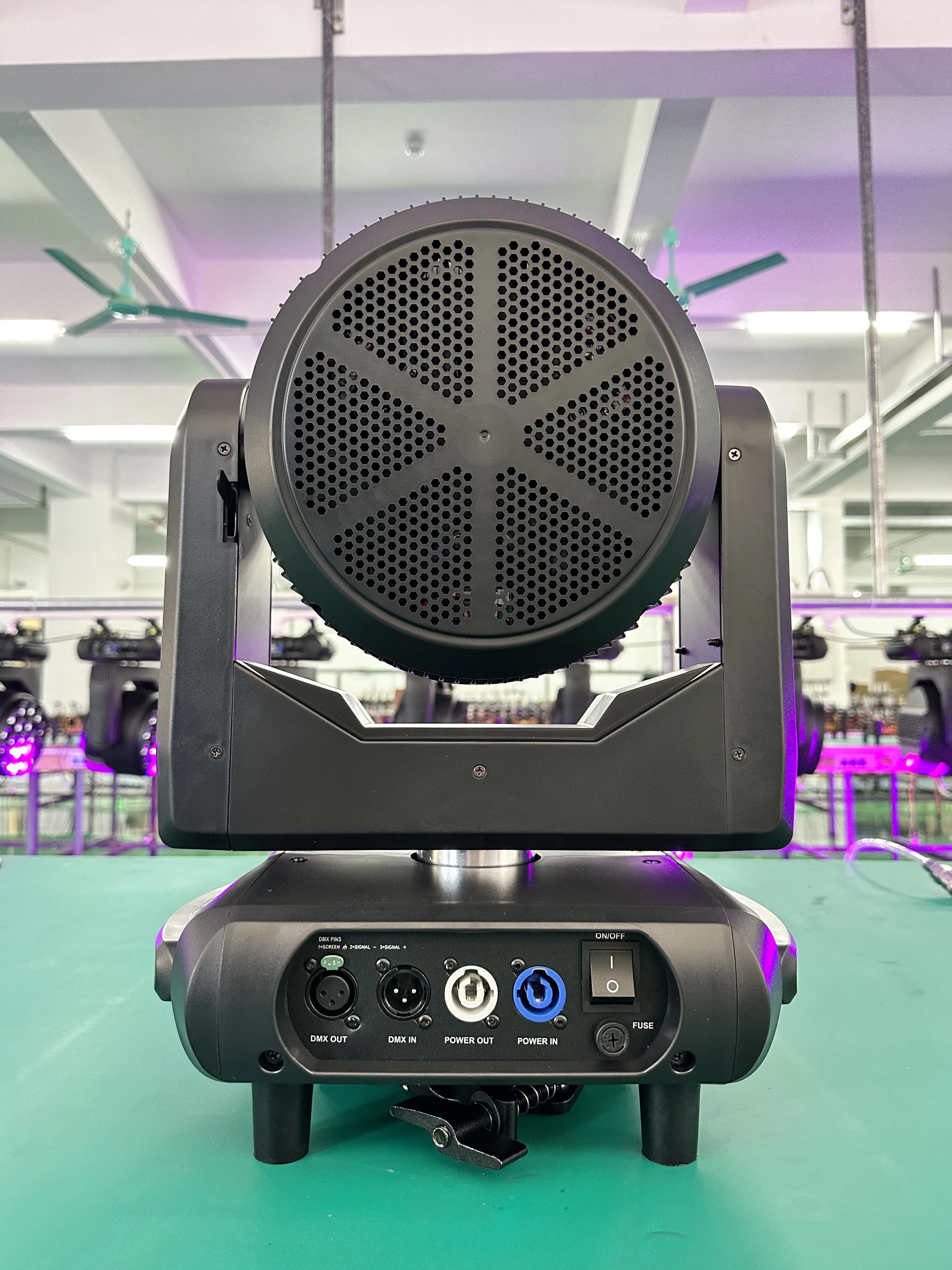 New arrival MINI 19pcs 40W wash zoom moving light K15 bee eyes 19*40W led moving head light