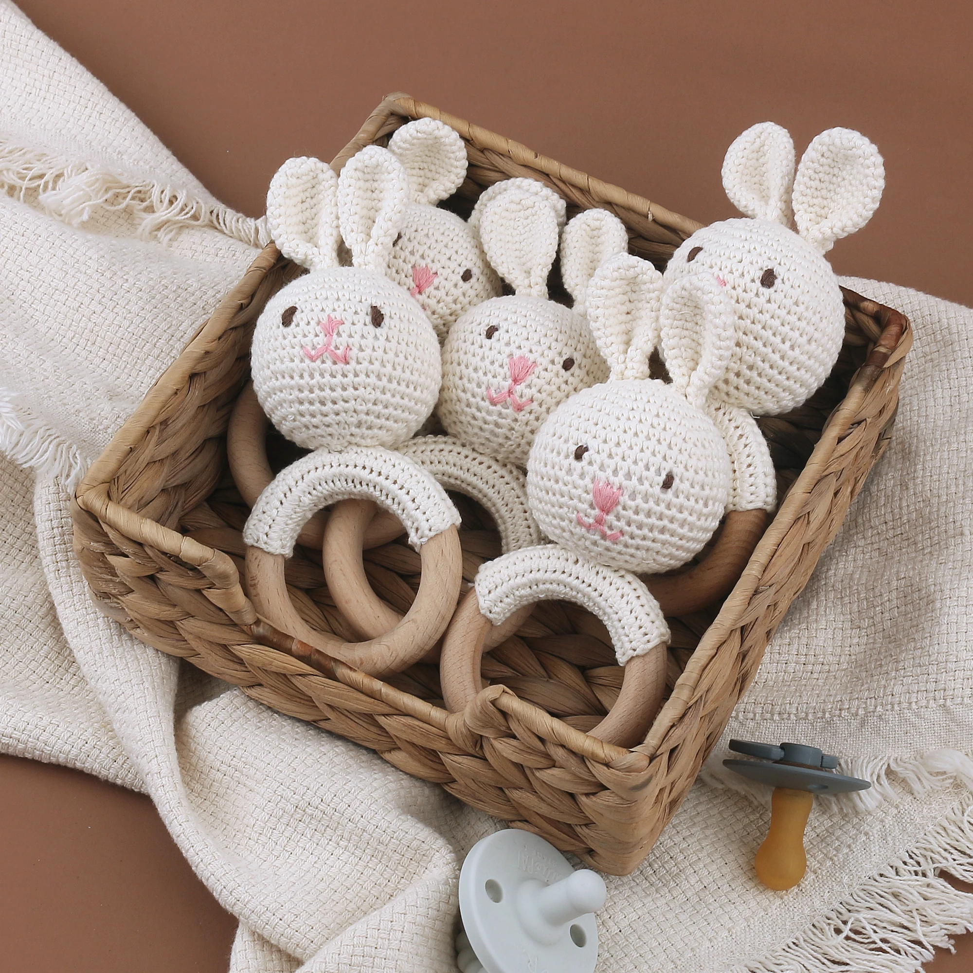 Baby Handmade Crochet Toy Rabbit Shape Baby Teether Toy Non-toxic Safe Baby Wooden Teether