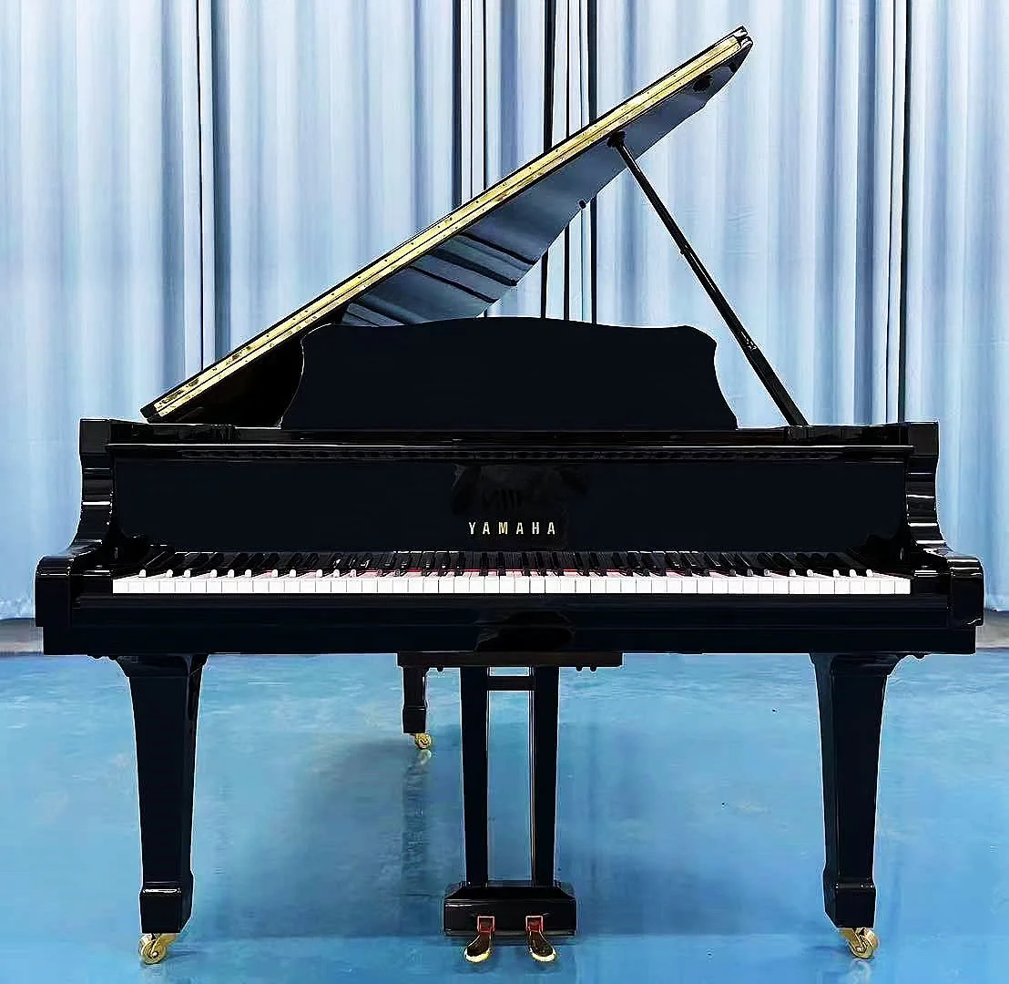 Japanese manufactured by Yamaha home used grand piano professional