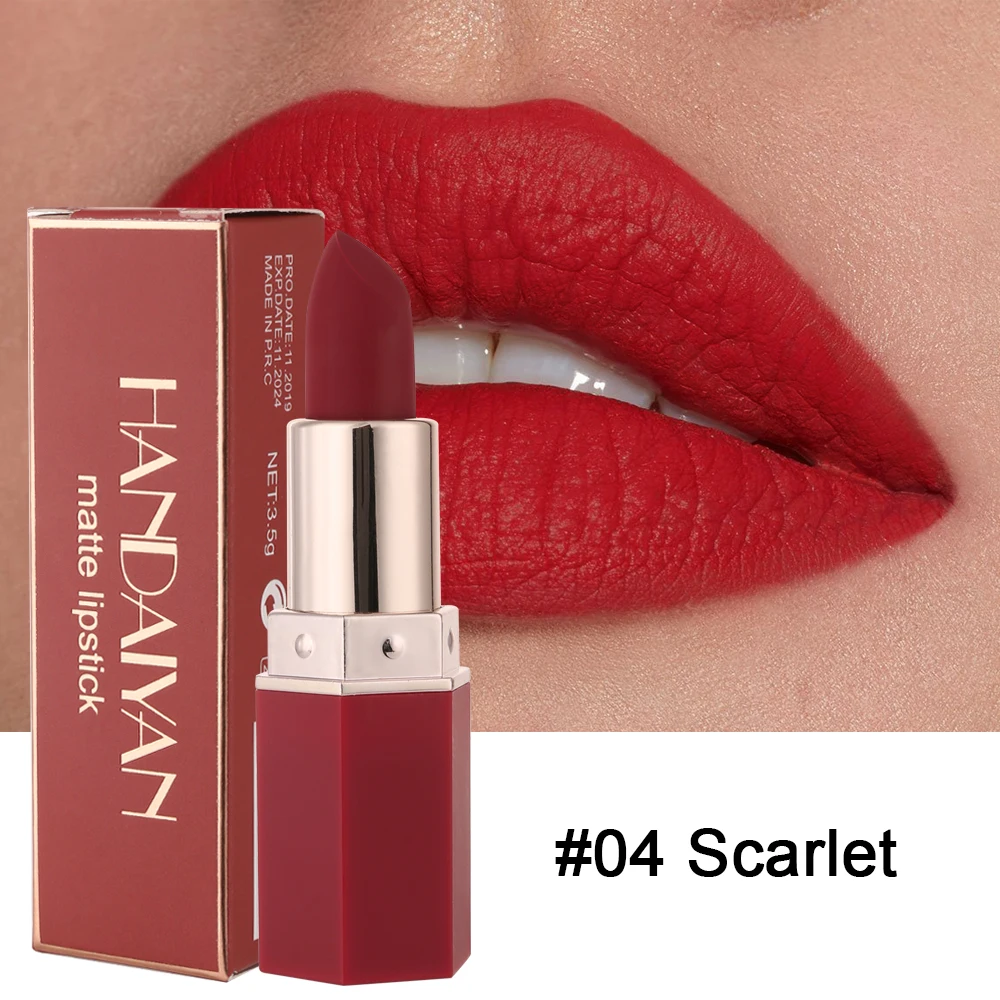 Wholesale HANDAIYAN English matte lipstick makeup set, matte long-lasting non-stick cup non-fading waterproof lip gloss